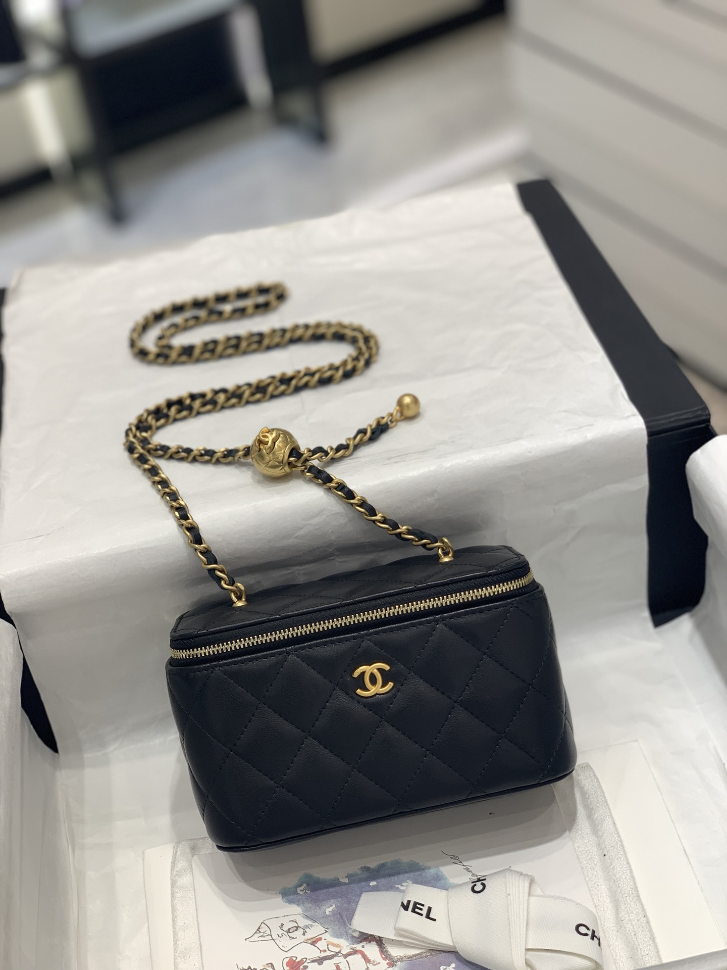 Chanel 22B金球長盒子全新設計升級版