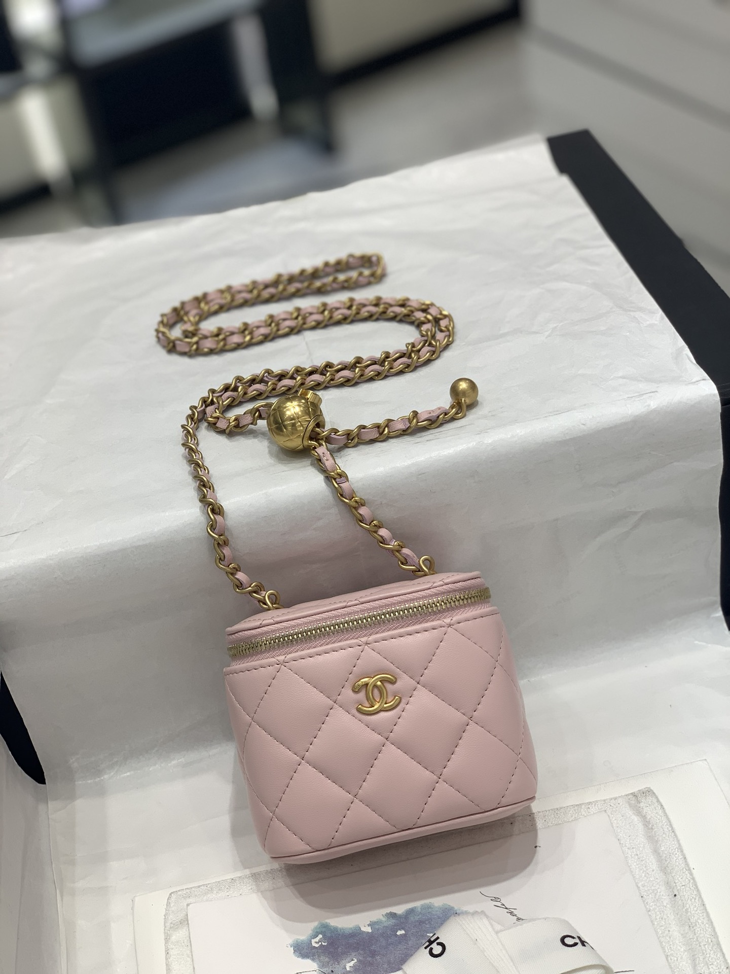 Chanel 22B金球小盒子全新設計升級版