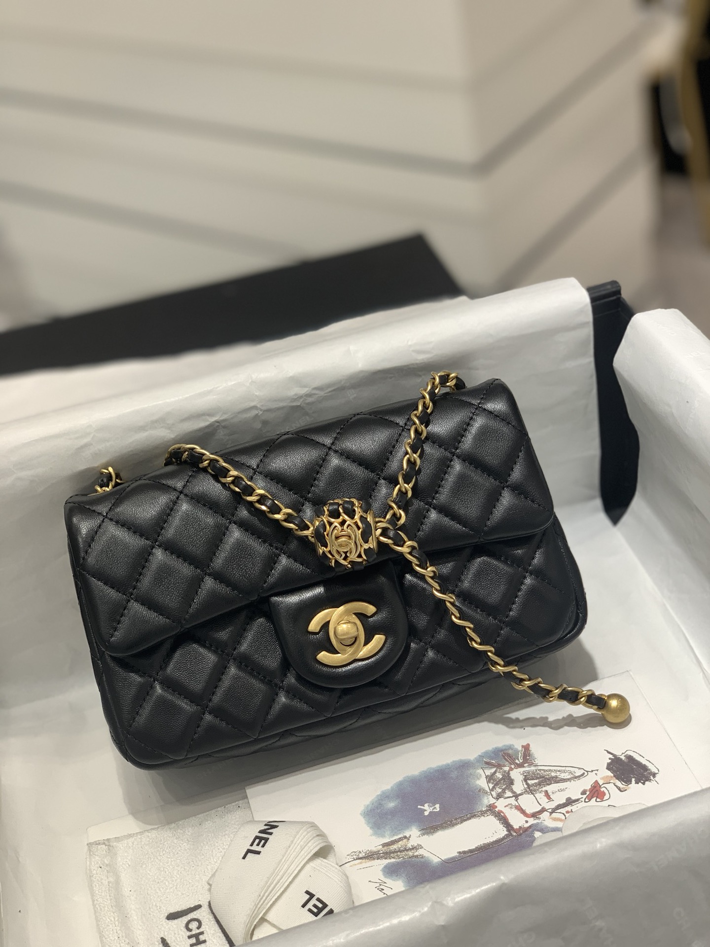 現貨CHANEL 22 核桃金球系列mini cf