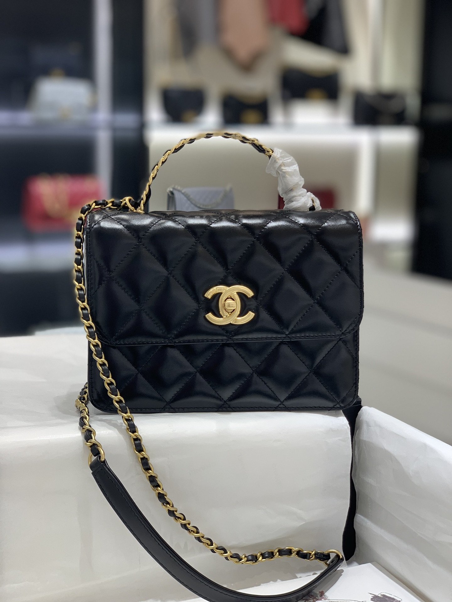 Chanel 23p編織鏈條手柄口蓋包本季顏值天花板！