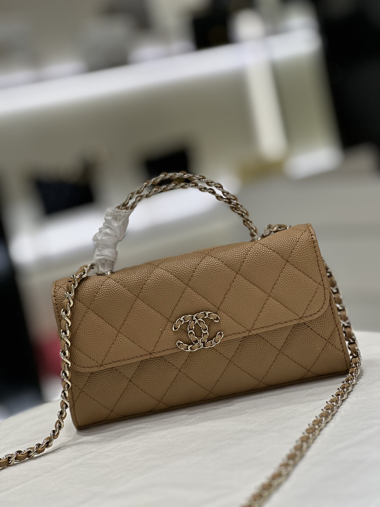 CHANEL 23P手柄kelly包新顏色焦糖色出貨～