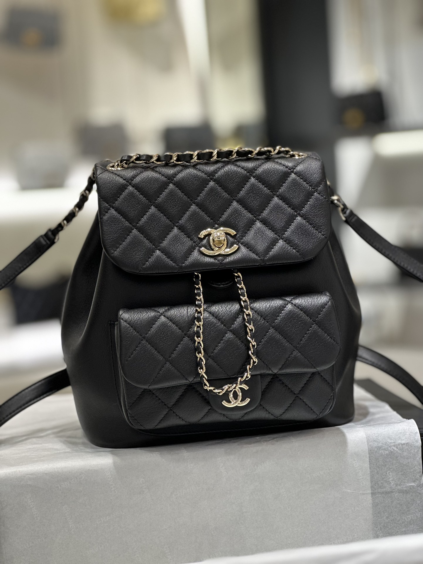 CHANEL 23C DUMA雙肩背包大號～