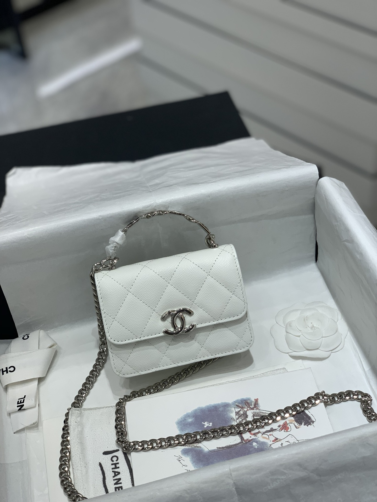 CHANEL 22S字母琺瑯扣手柄mini小方包