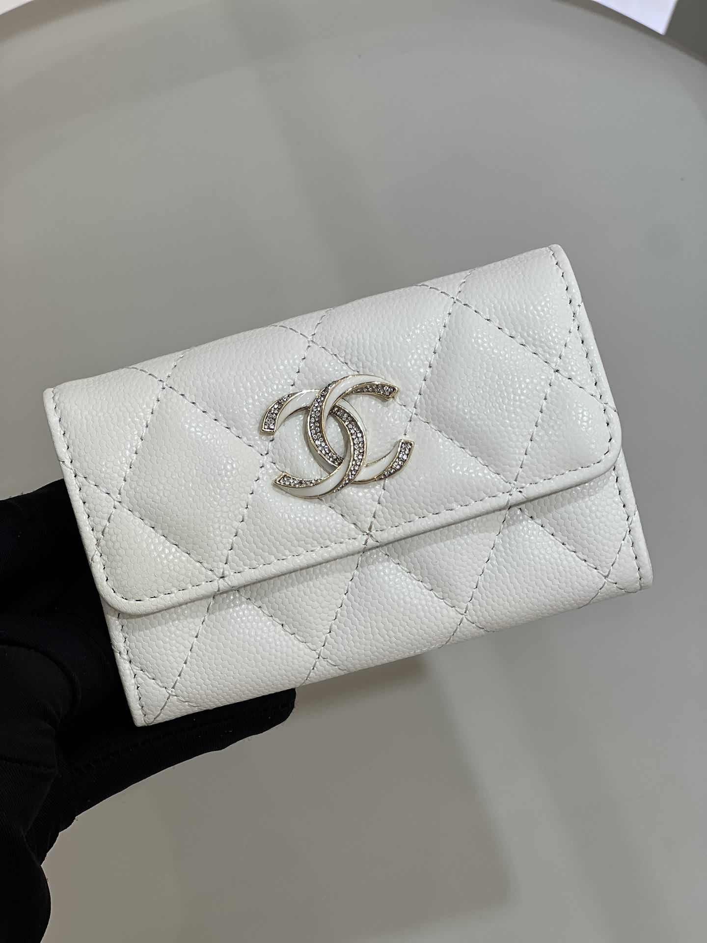 Chanel 23S新款翻蓋卡包琺瑯鑽扣鴛鴦扣雙