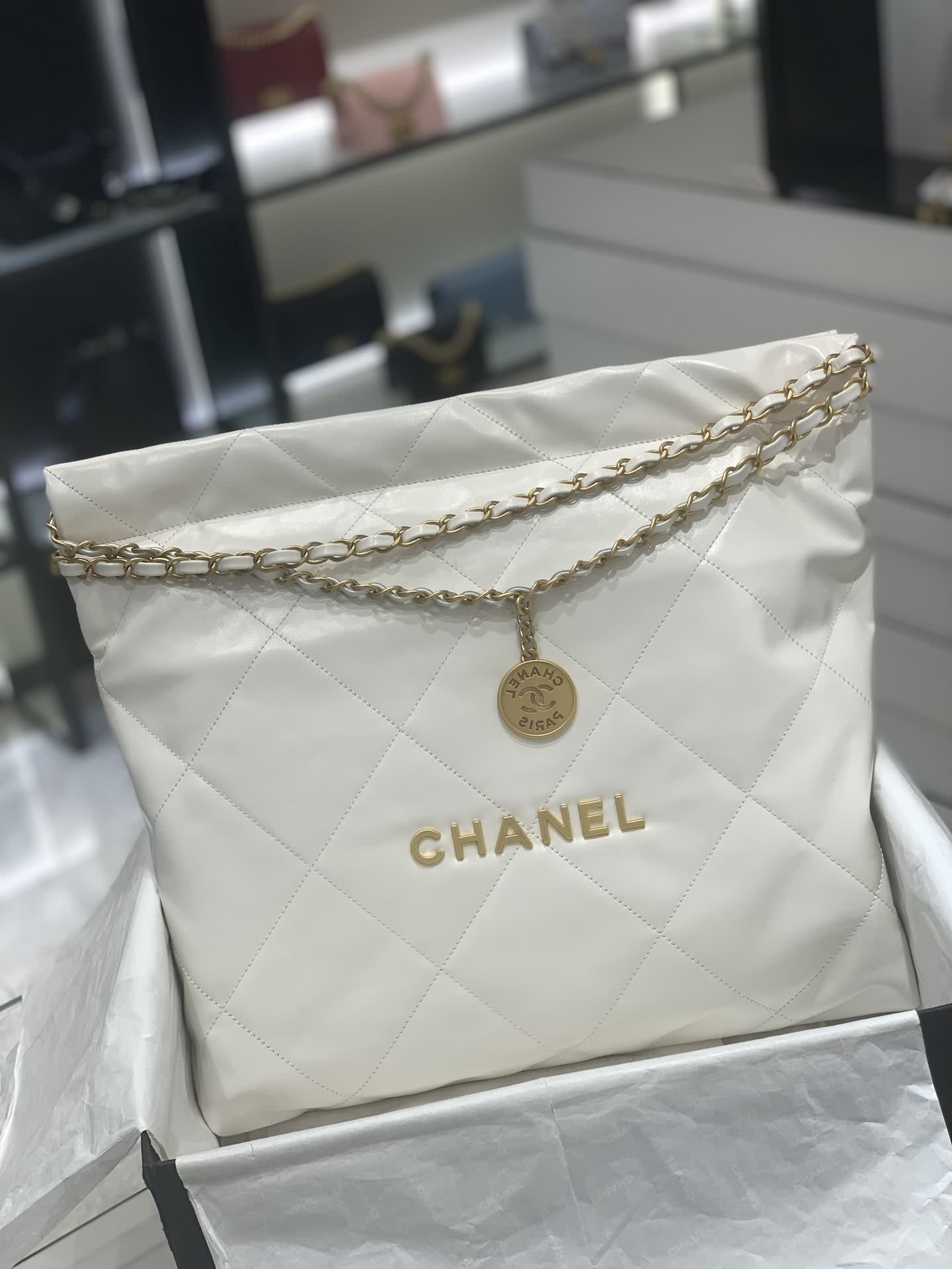 CHANEL 22S 22手袋【中號】白色金字logo