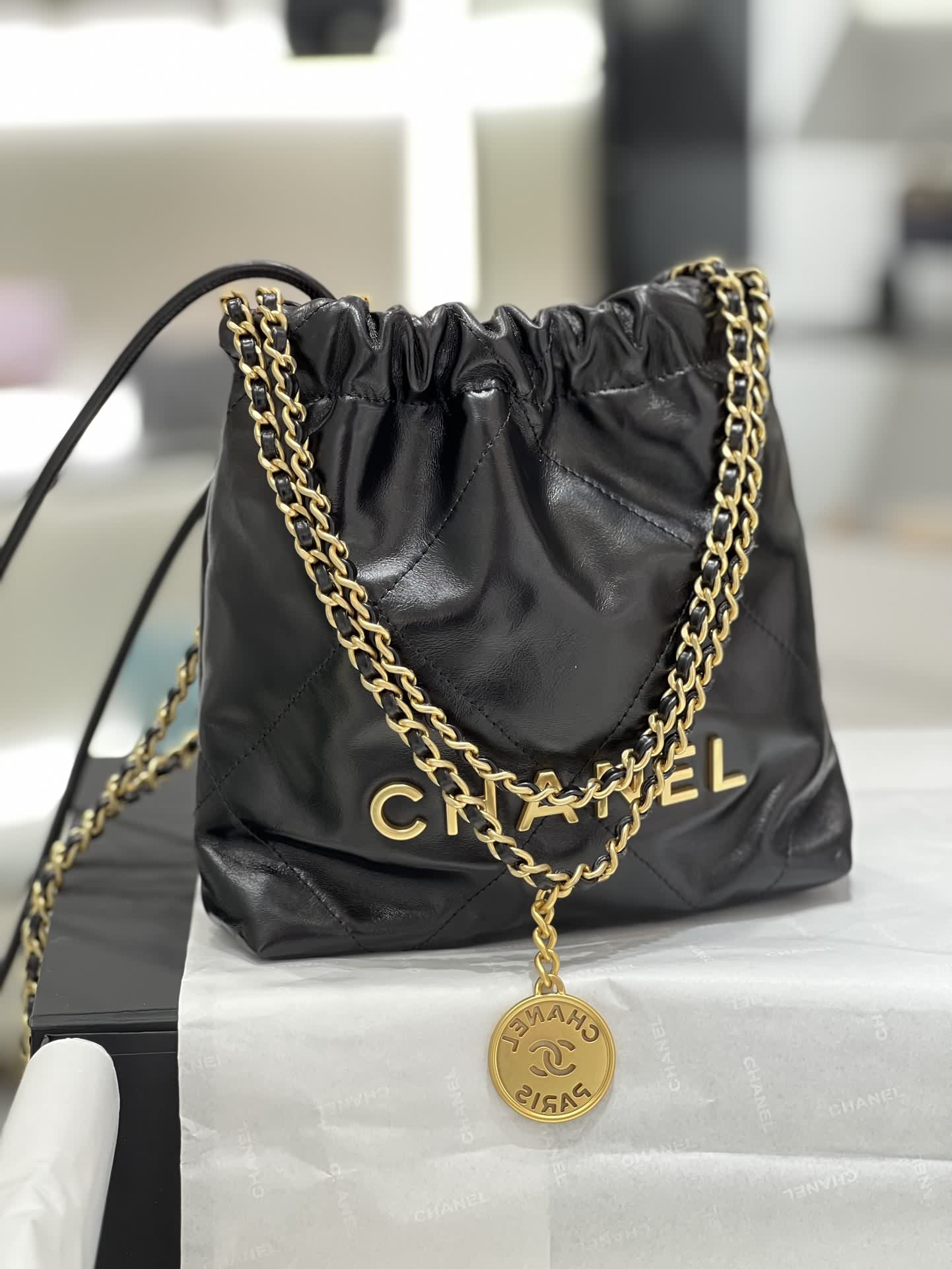 Chanel mini 22bag黑金現貨