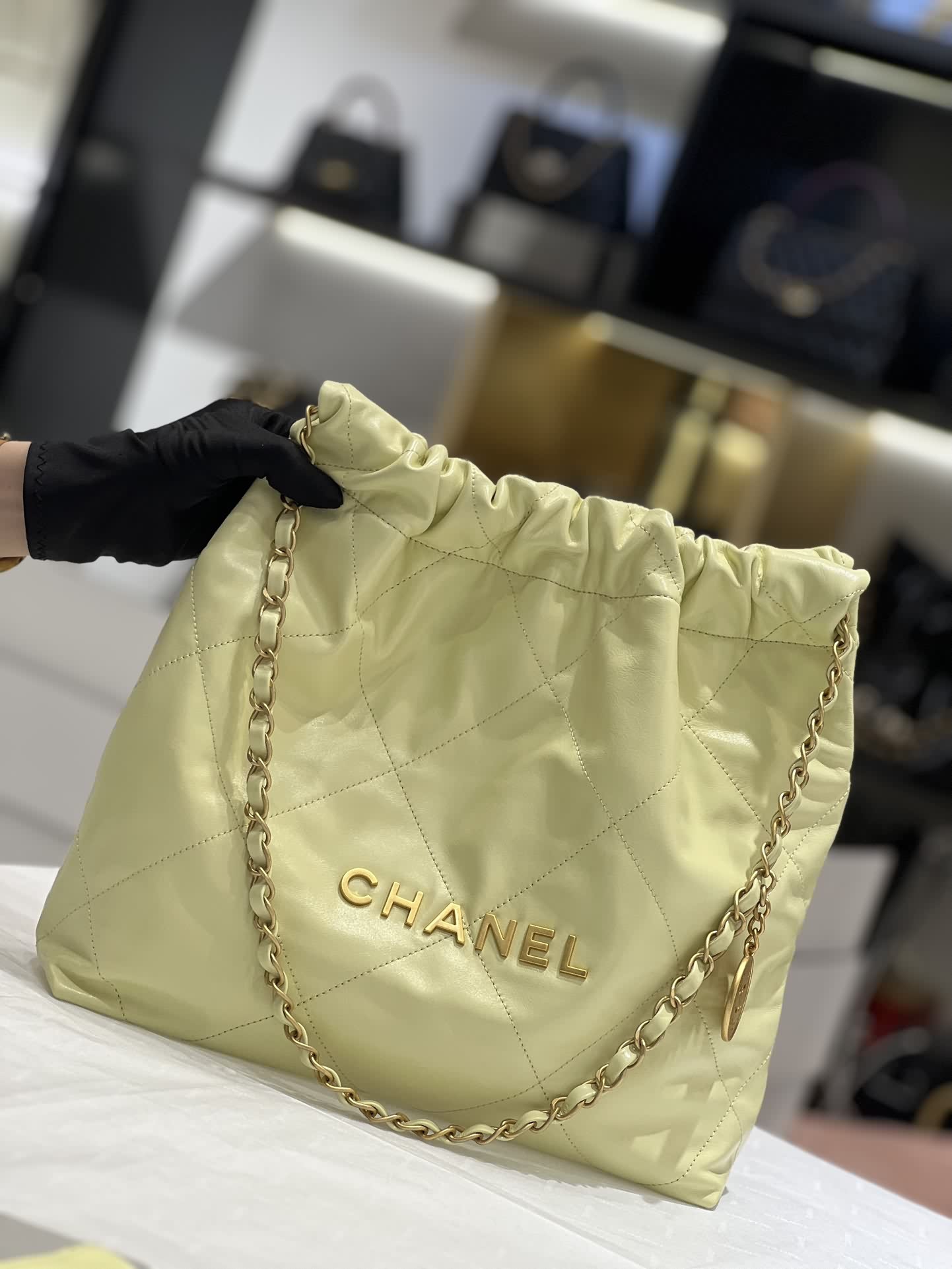 CHANEL 23S 新顏色小雞黃