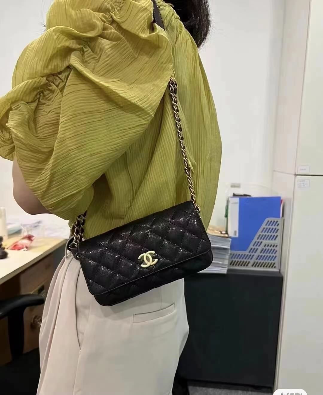 金幣法棍手機包斜挎包