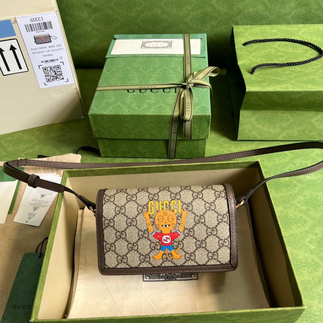 Gucci小貓印花迷你手袋