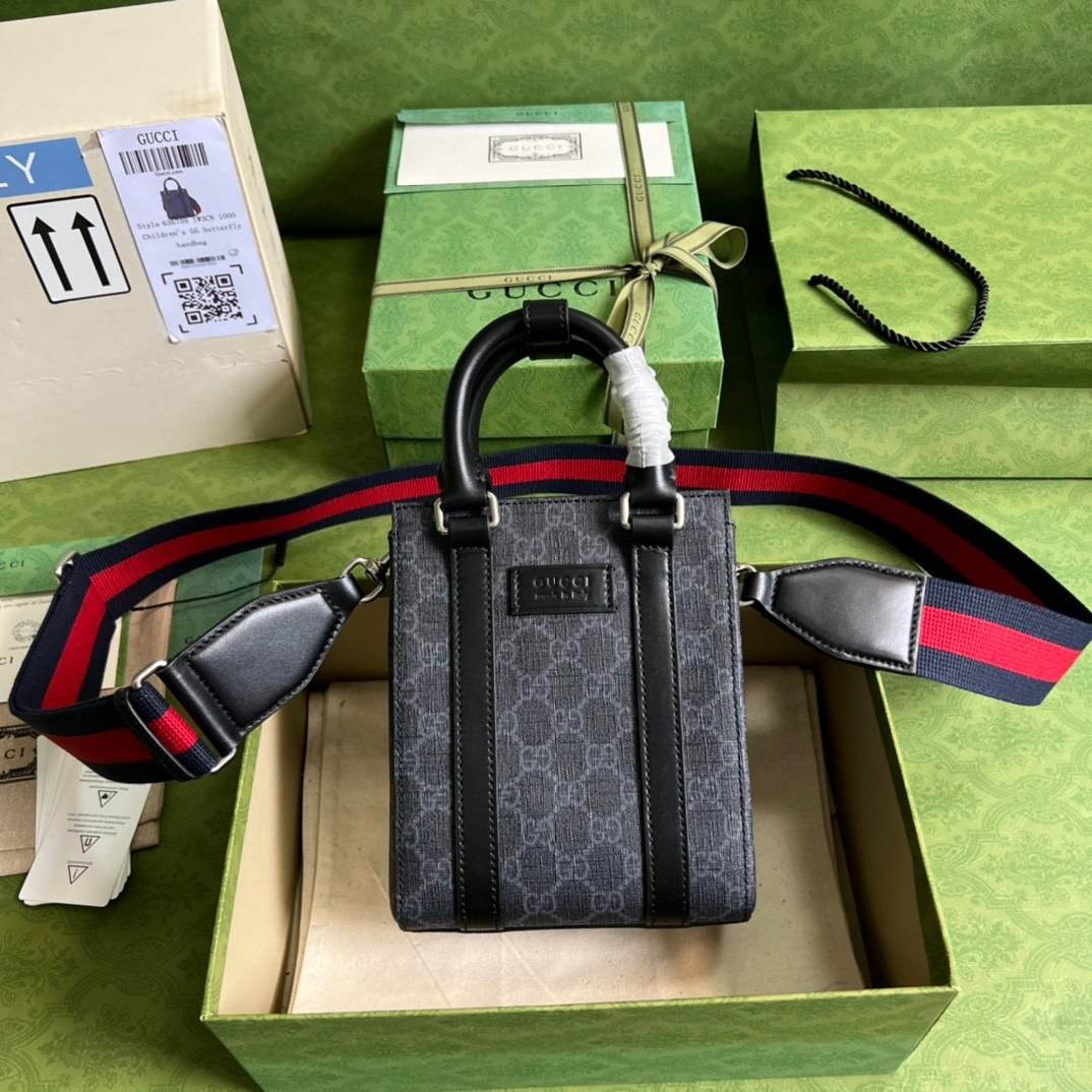 GG肩背包