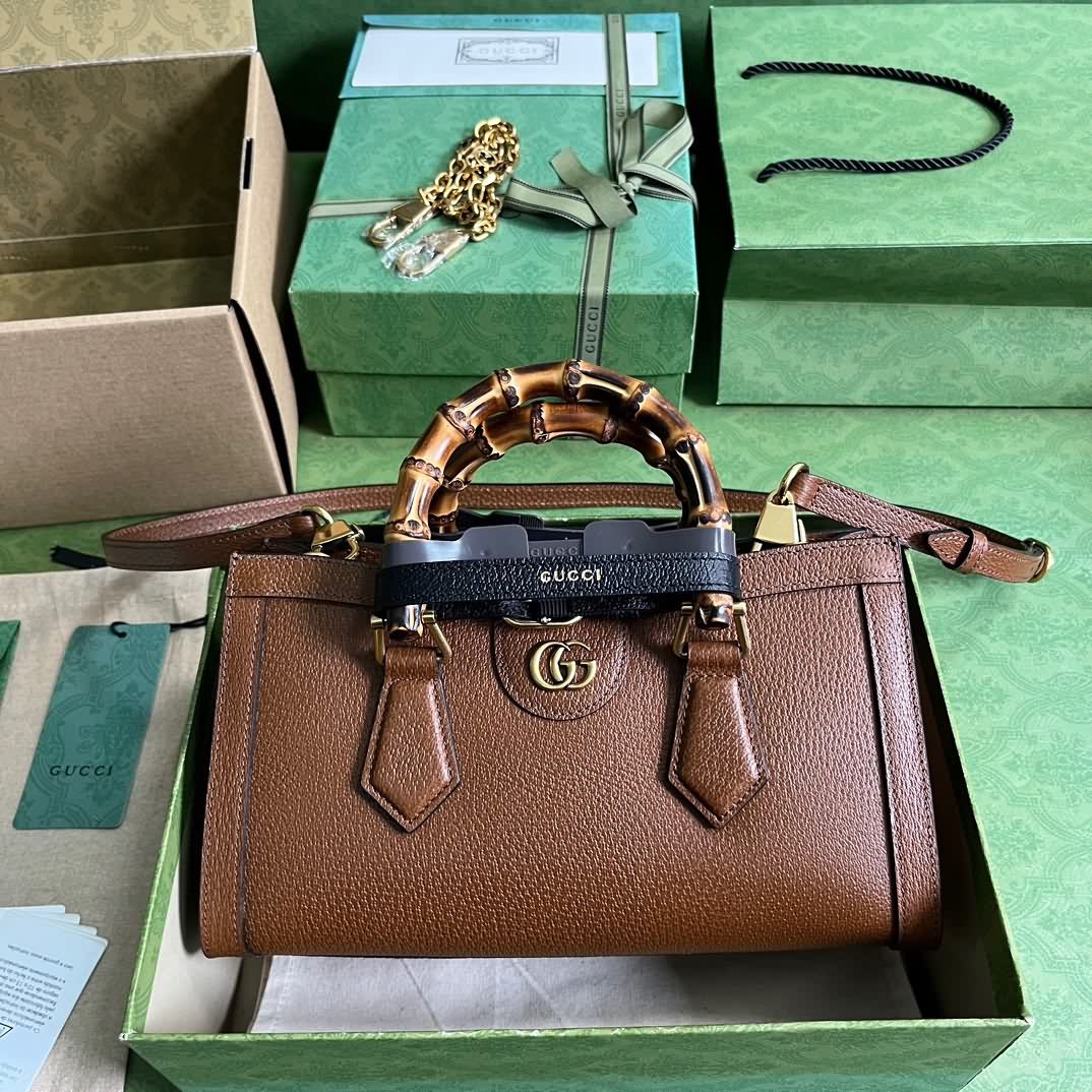 Gucci Diana竹節小號肩背包