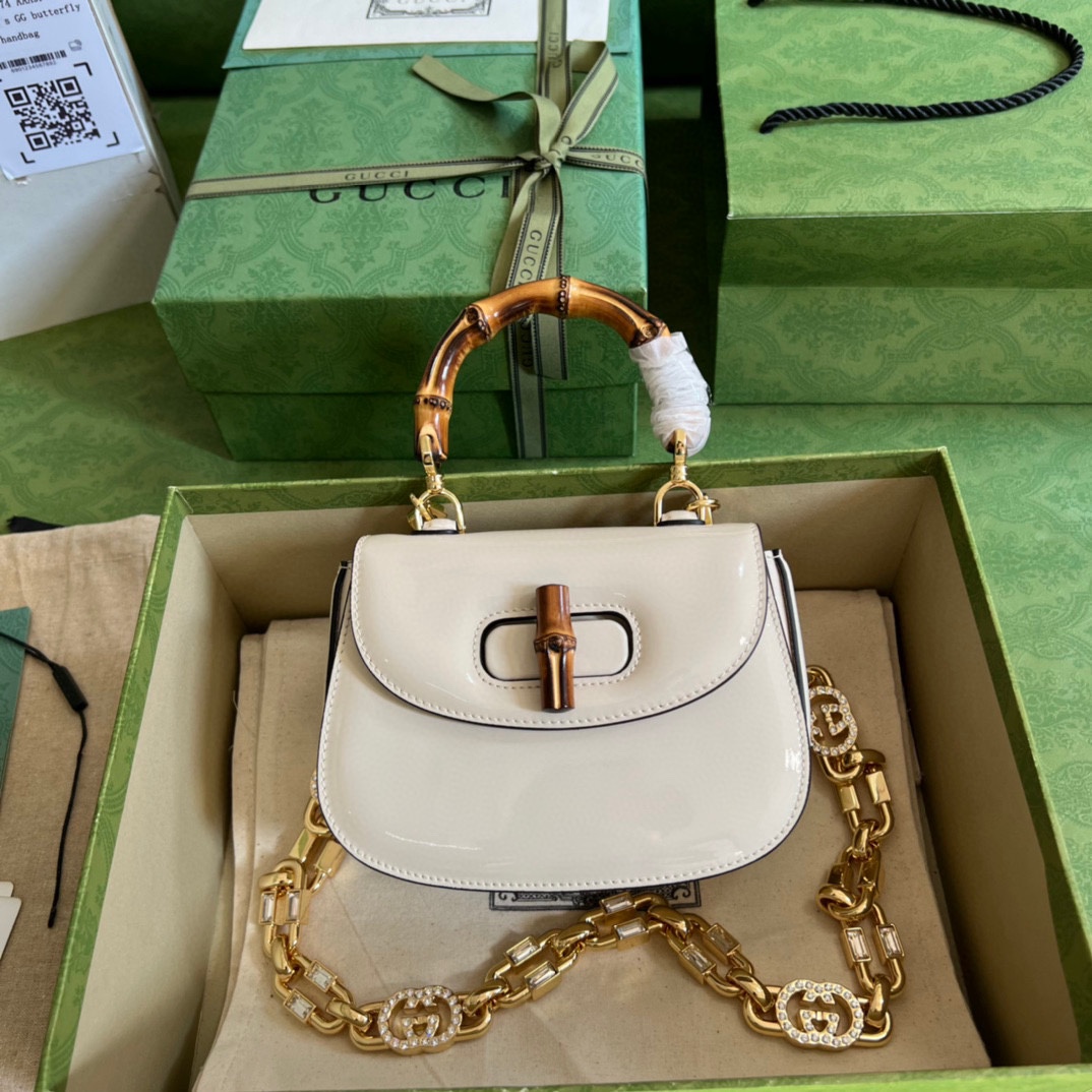 Gucci Bamboo 1949系列竹節漆皮迷你手袋