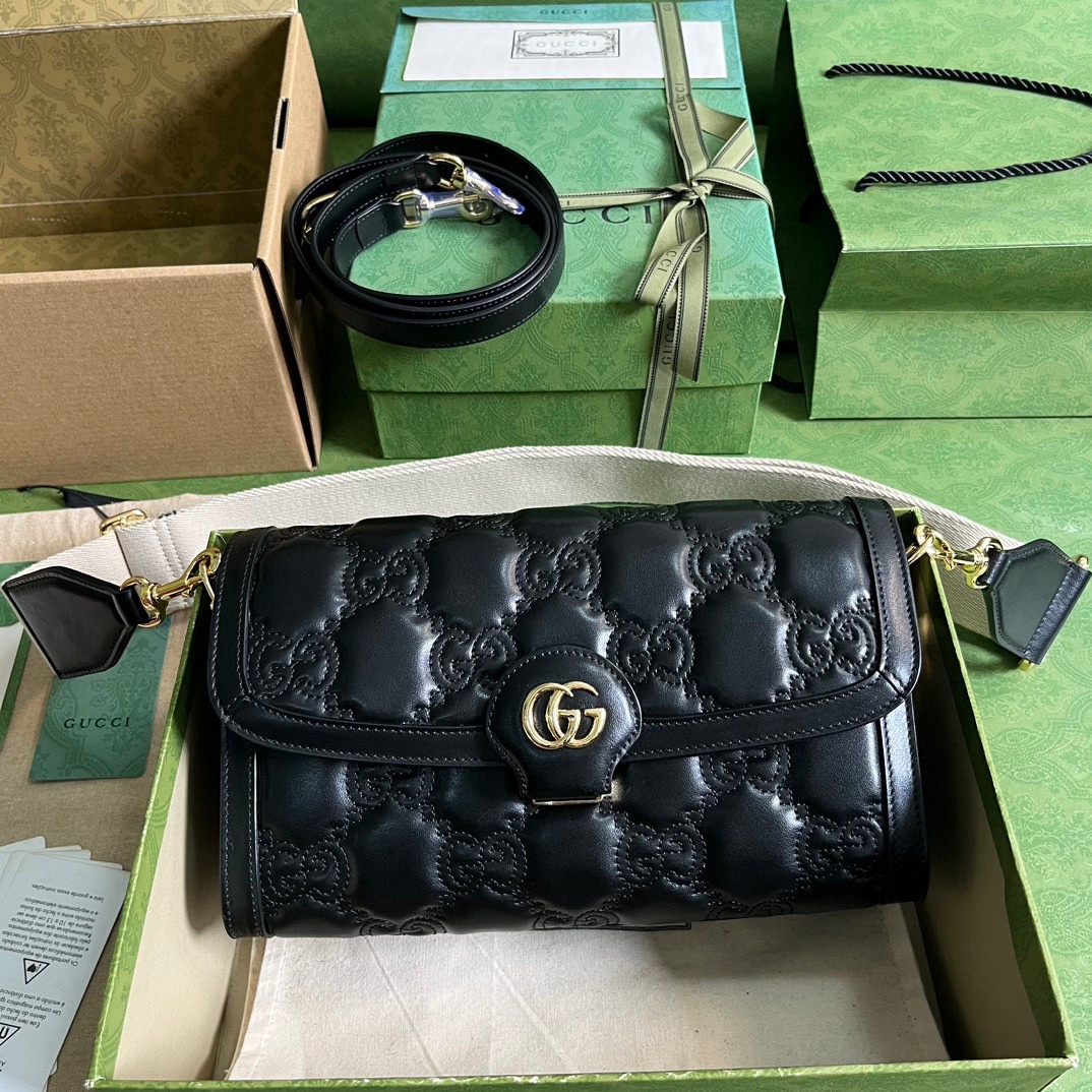 GG Matelass&eacute;皮革小號手袋