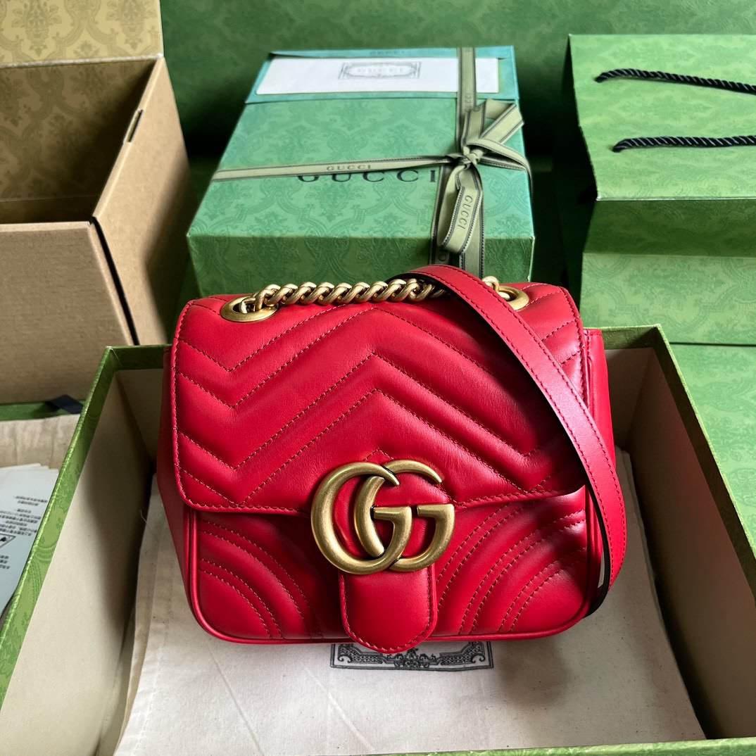 GG Marmont系列手袋