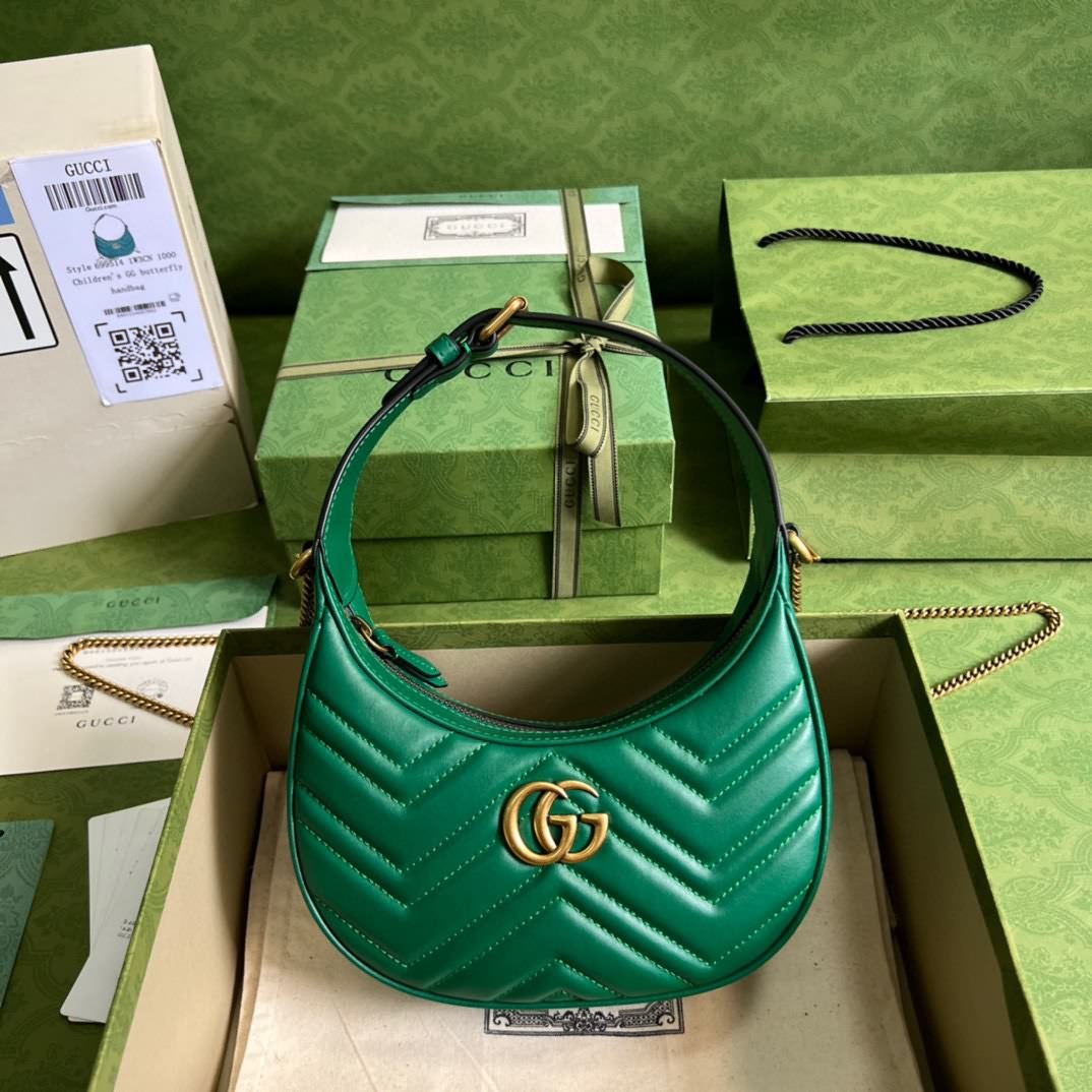 GG Marmont半月造型迷你手袋