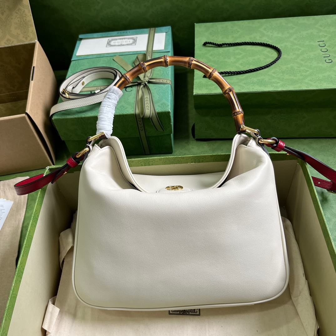 Gucci Diana系列中號肩背包