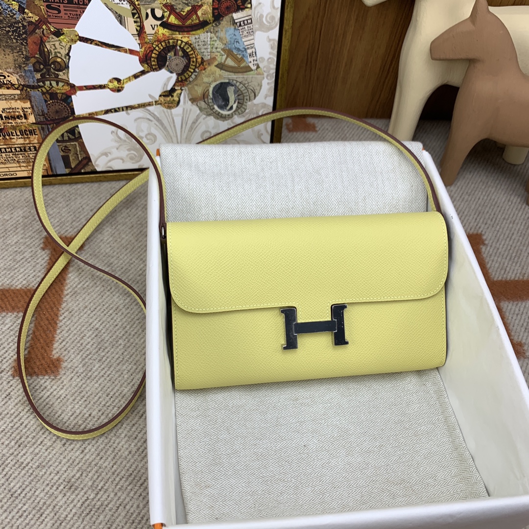 Constance to go  Epsom Woc lZ小雞黃