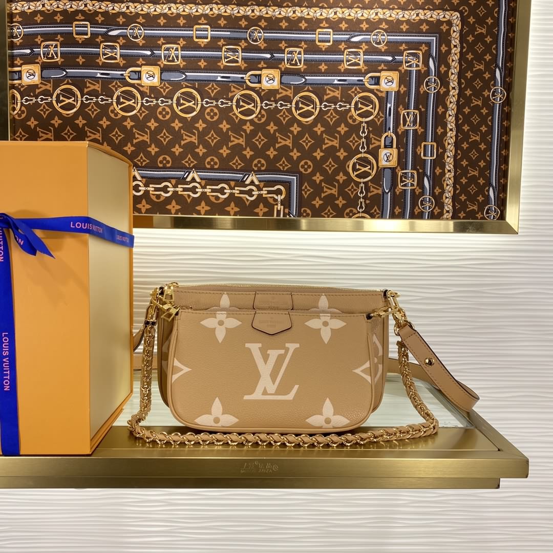 MULTI POCHETTE ACCESSOIRES 手袋