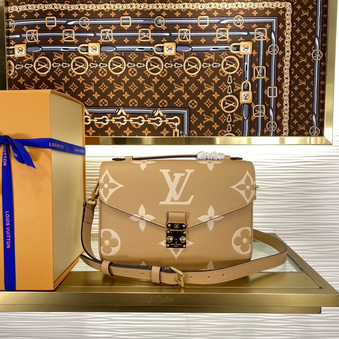 POCHETTE M&eacute;TIS 手袋