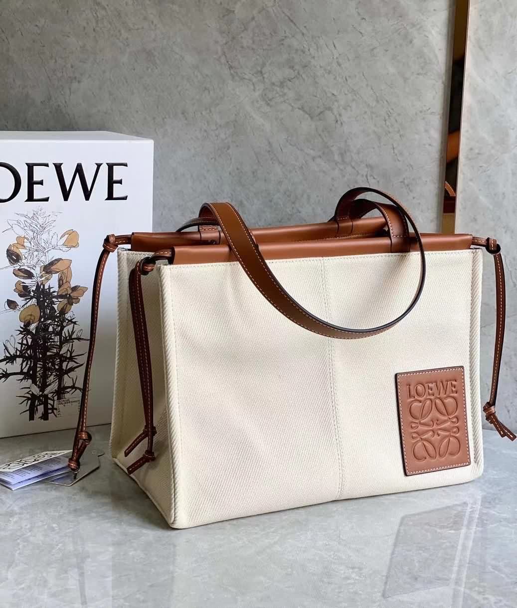 cushion tote bag