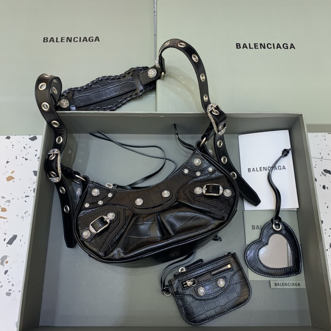 Balenciag Le Cagole半月牙腋下包斜挎包