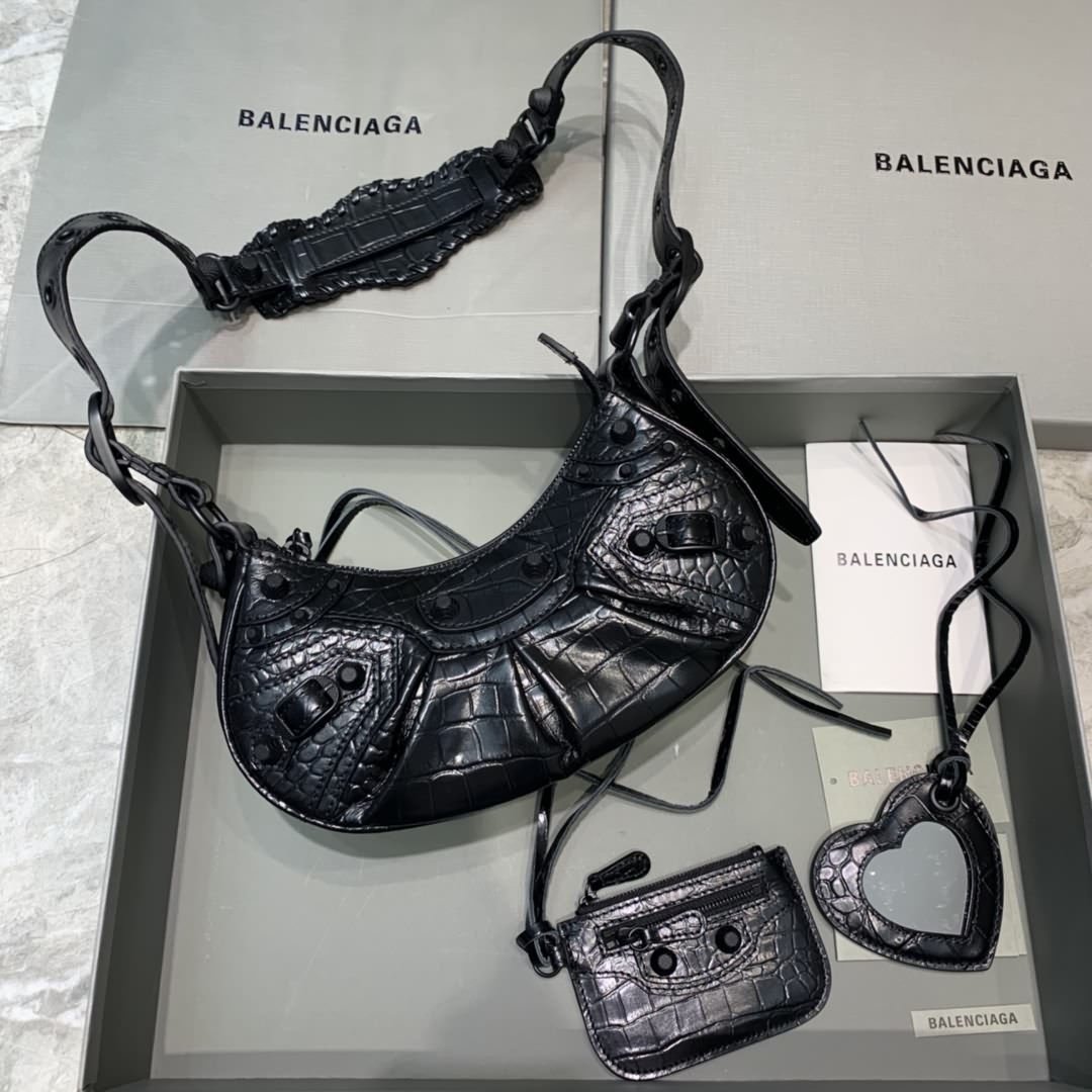Balenciag Le Cagole半月牙腋下包斜挎包