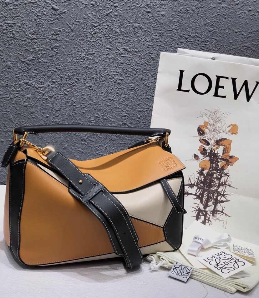 爆紅的puzzle bag