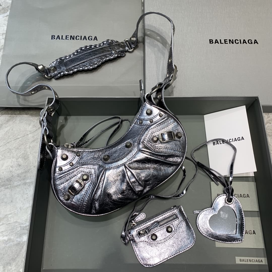 Balenciag Le Cagole半月牙腋下包斜挎包