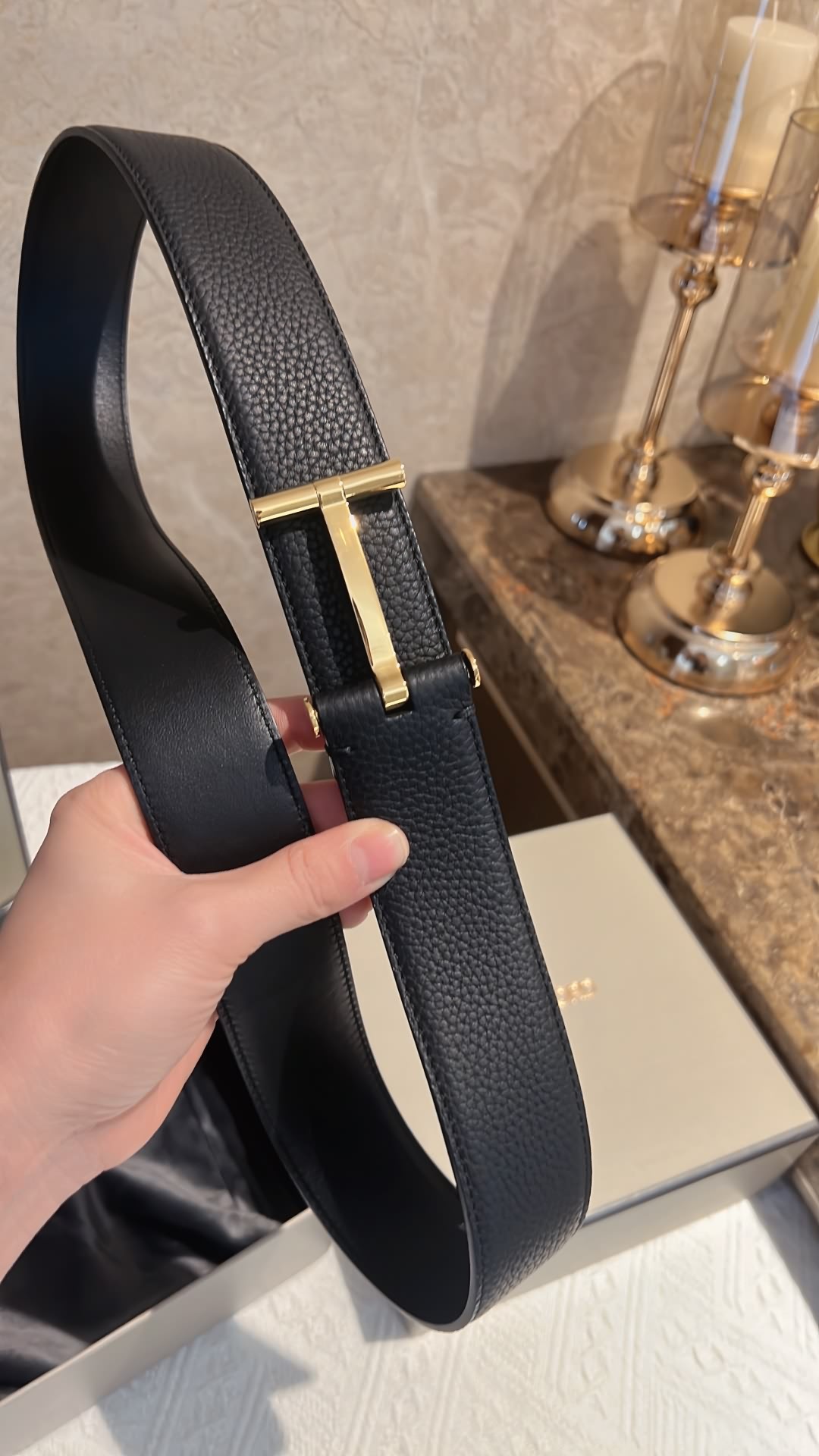 TOMFORD湯姆福特男士T字搭扣雙面腰帶