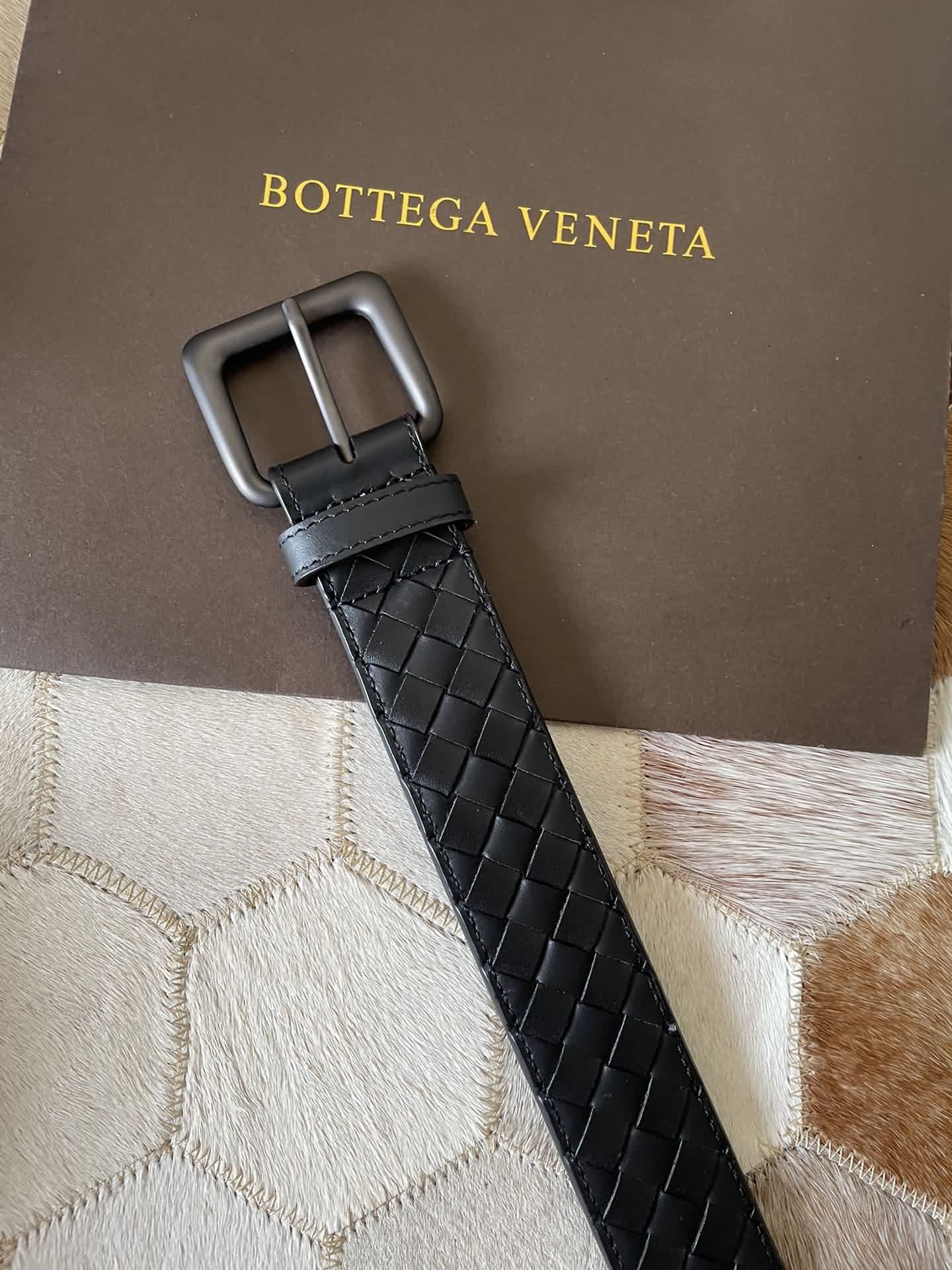 Made in Italy 葆蝶家Bottega. Veneta