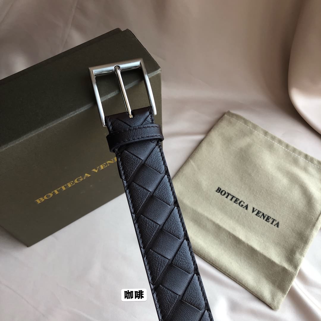 Bottega  Veneta最新編織款式腰帶
