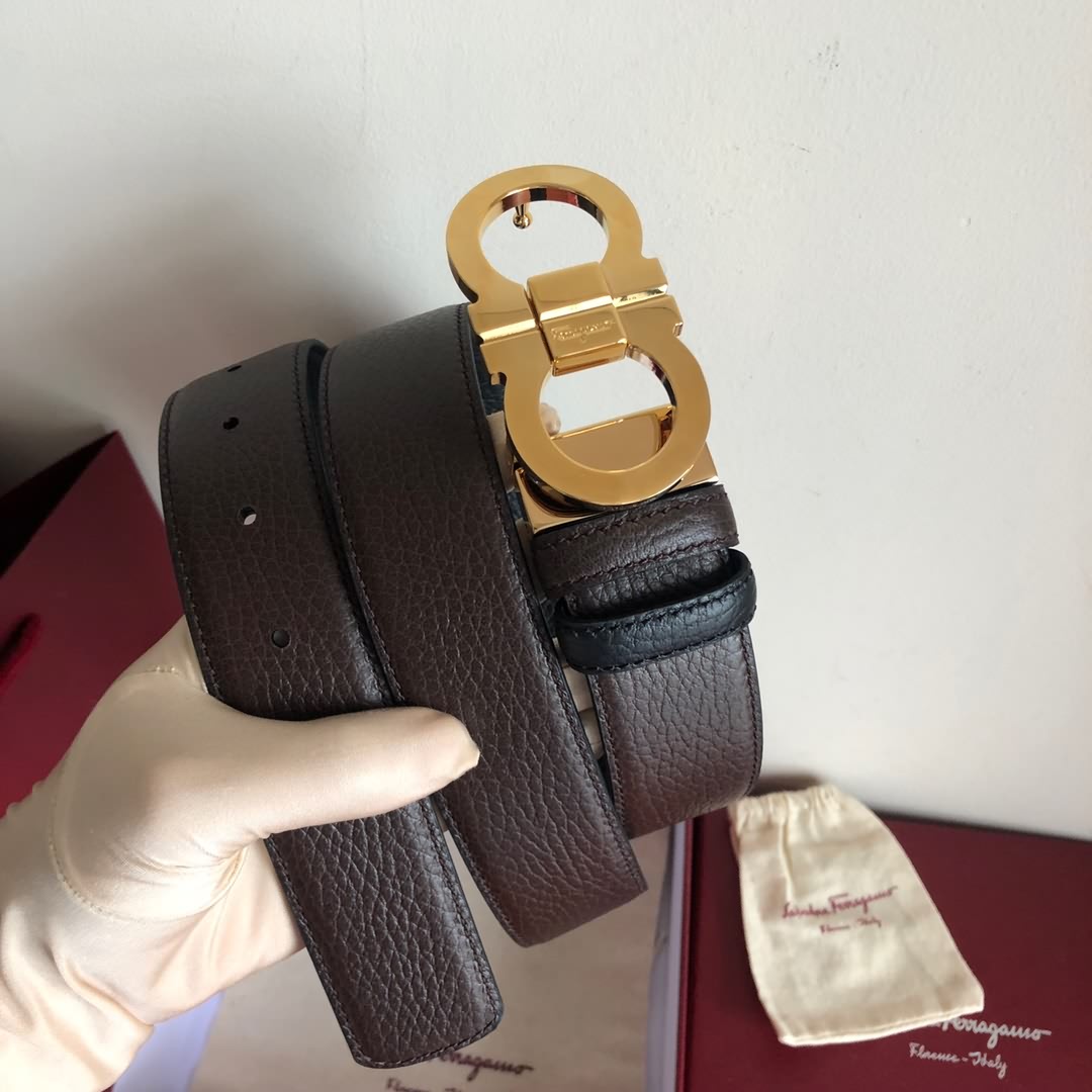 Salvatore  Ferragamo菲拉格慕男士 頭層牛皮荔枝雙面外用腰帶