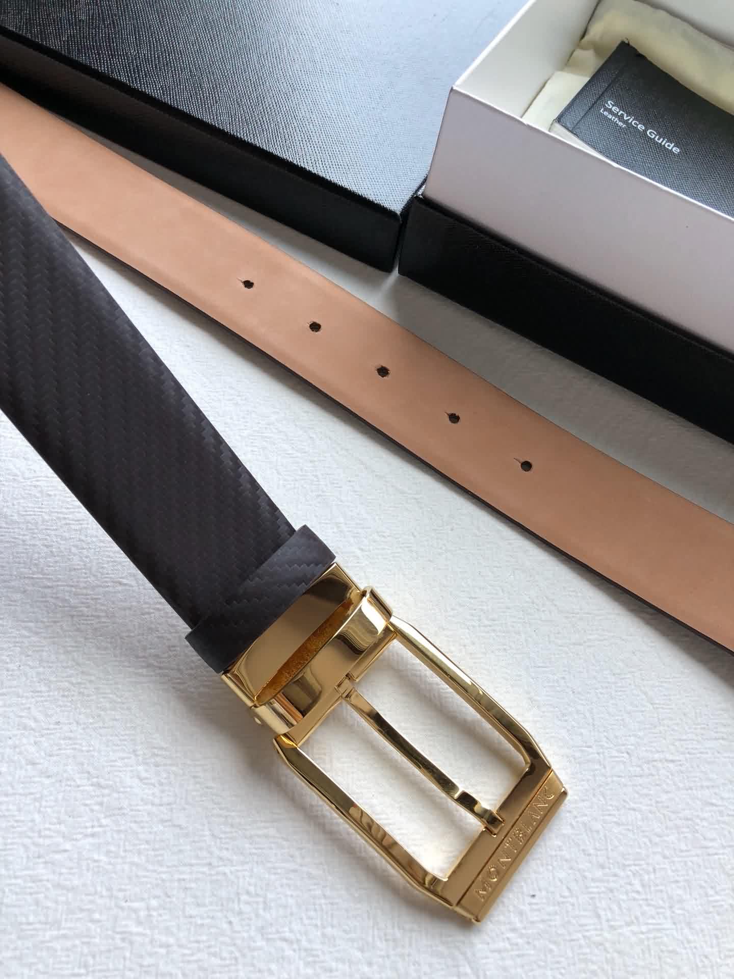 Montblanc萬寶龍(德國)男士腰帶