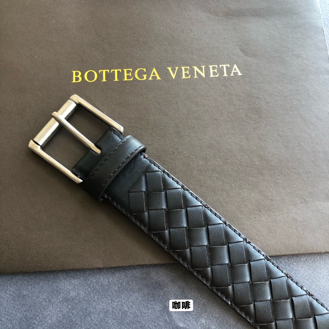 BOTTEGA  VENETA葆碟家男士手工編織頭層牛皮針扣腰帶