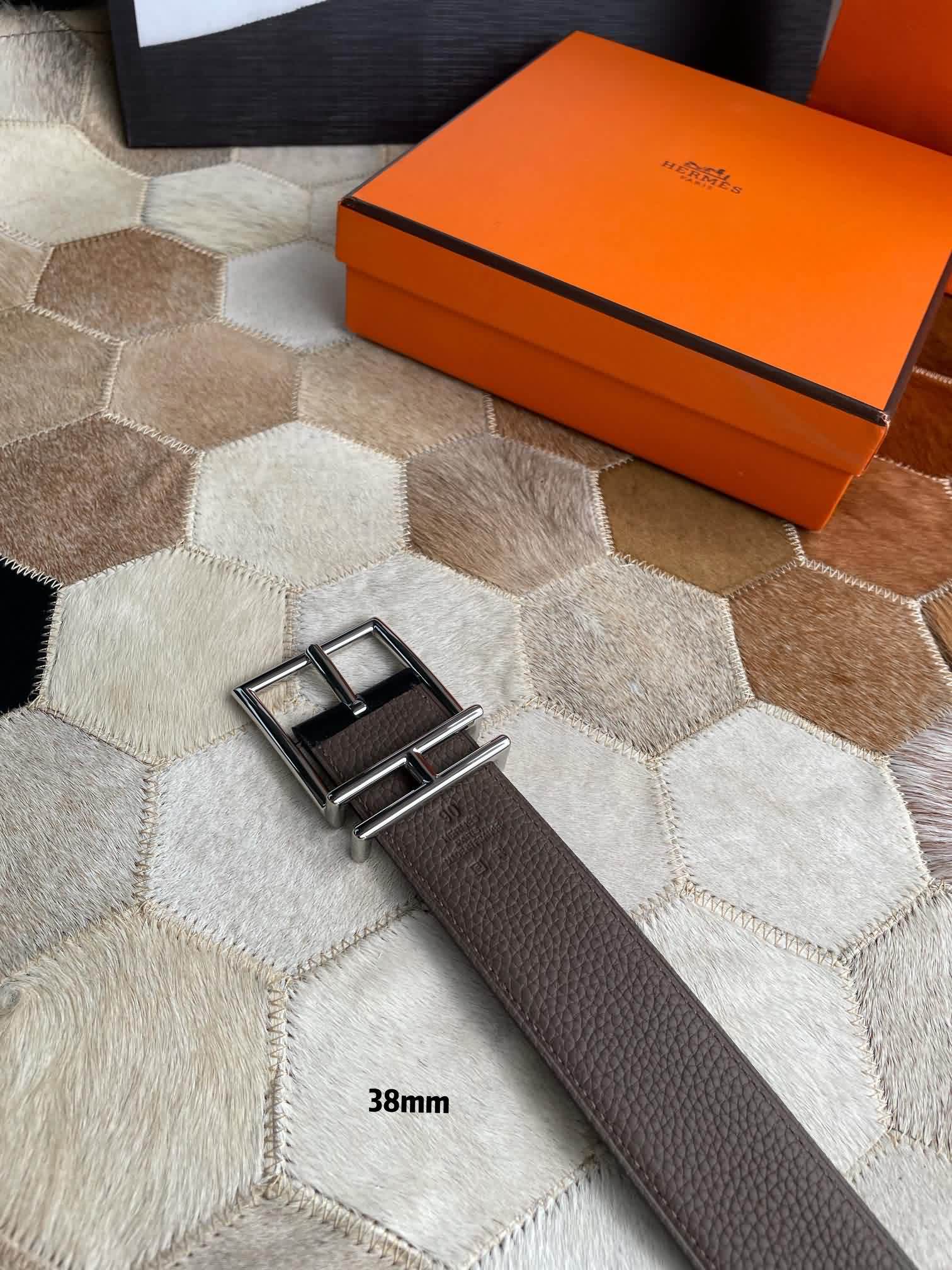 Herm&egrave;s   Hathan 鍍鈀/鍍金帶扣雙面腰帶