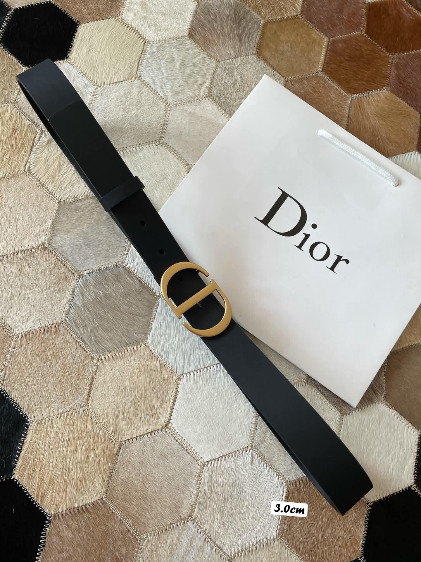 Dior迪奧 女士皮質蒙田腰帶