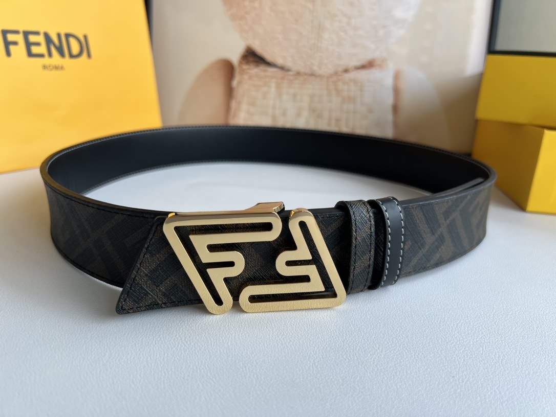 FENDI 芬迪最新非凡創意漸變印花深藍色雙FF牛皮腰帶