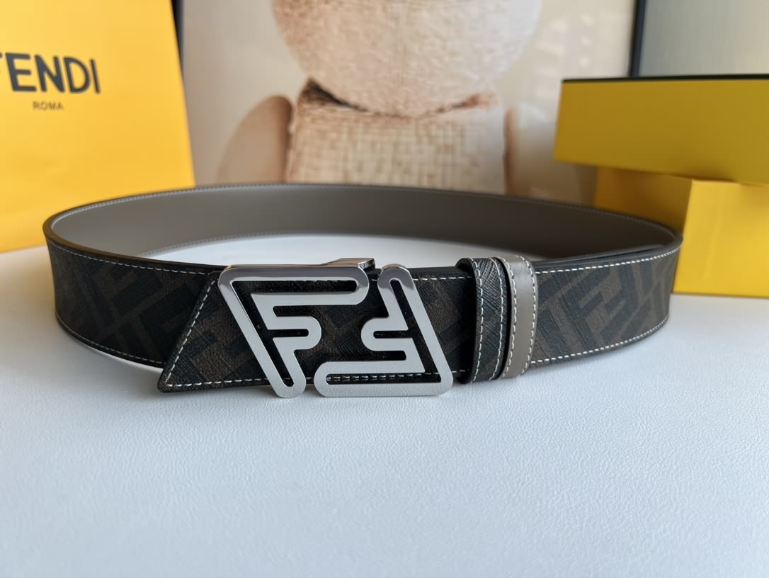 FENDI 芬迪最新非凡創意漸變印花深藍色雙FF牛皮腰帶