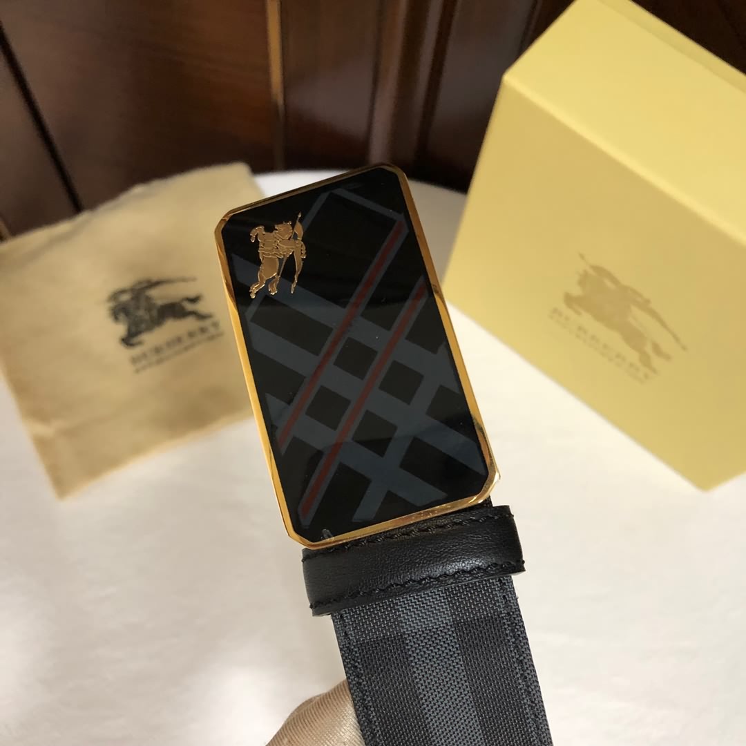 BURBERRY博柏利男士牛皮腰帶
