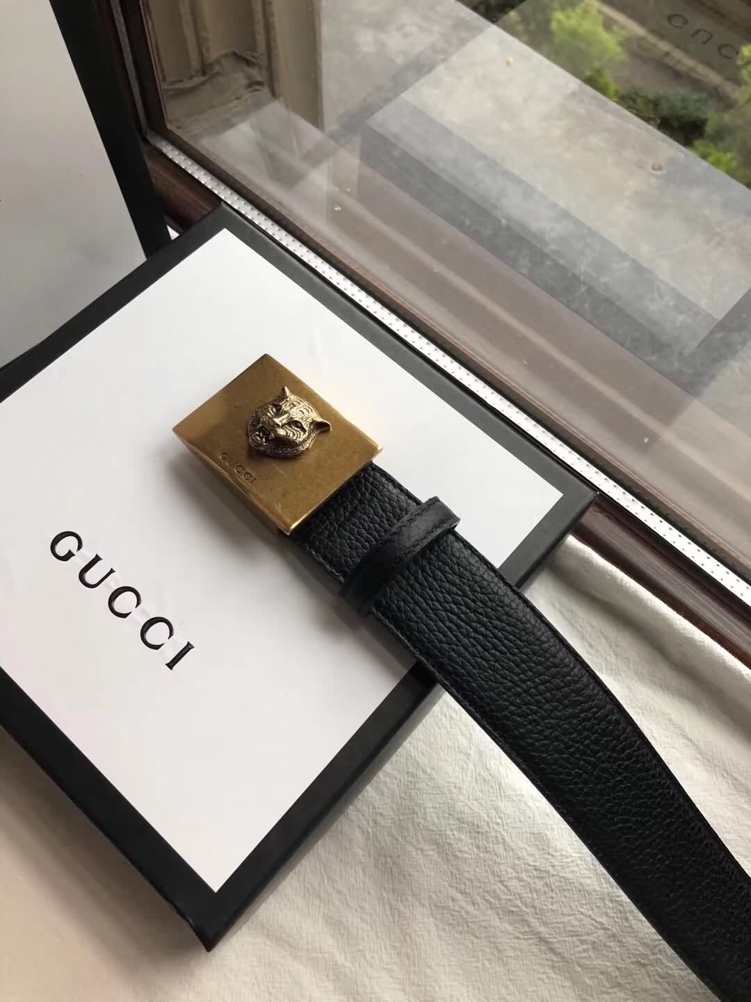Gucci 復古設計腰帶