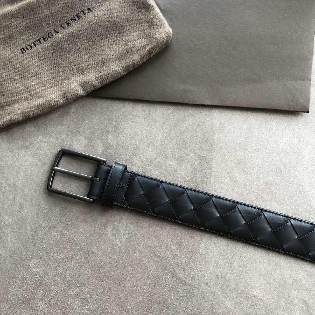 Bottega  Veneta最新編織款式腰帶