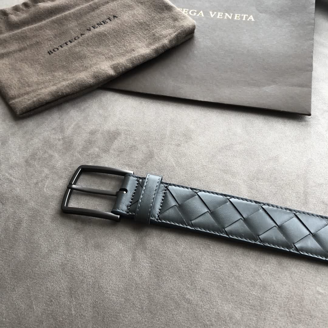 Bottega  Veneta最新編織款式腰帶