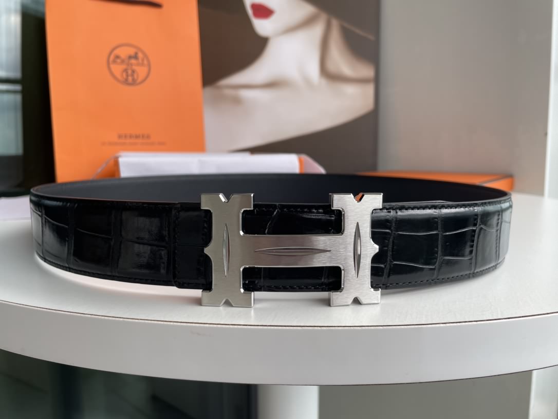 Herm&egrave;s 愛馬仕&mdash;Fareest皮帶扣&進口牛皮壓制鱷魚紋牛皮腰帶
