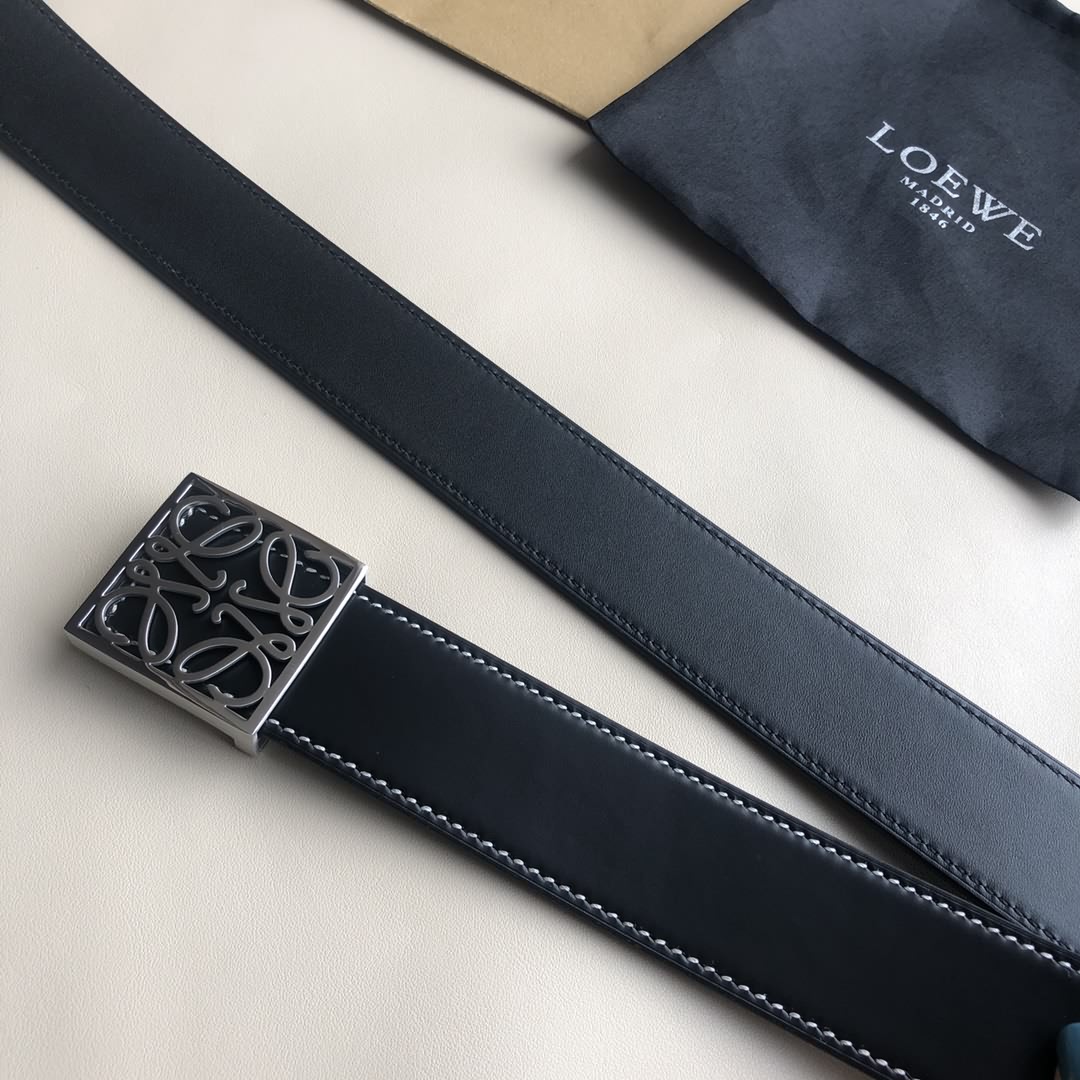 西班牙LOEWE羅意威 頭層兩面外用腰帶