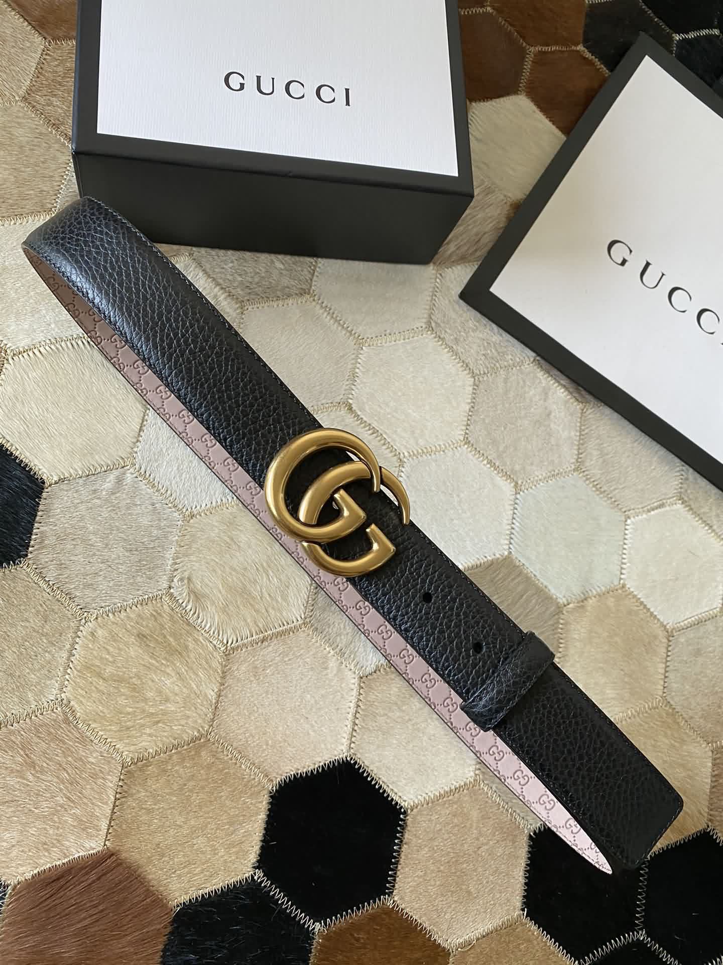 Gucci古馳新款3.5cm男女同款全皮黑色金扣/銀扣GG腰帶
