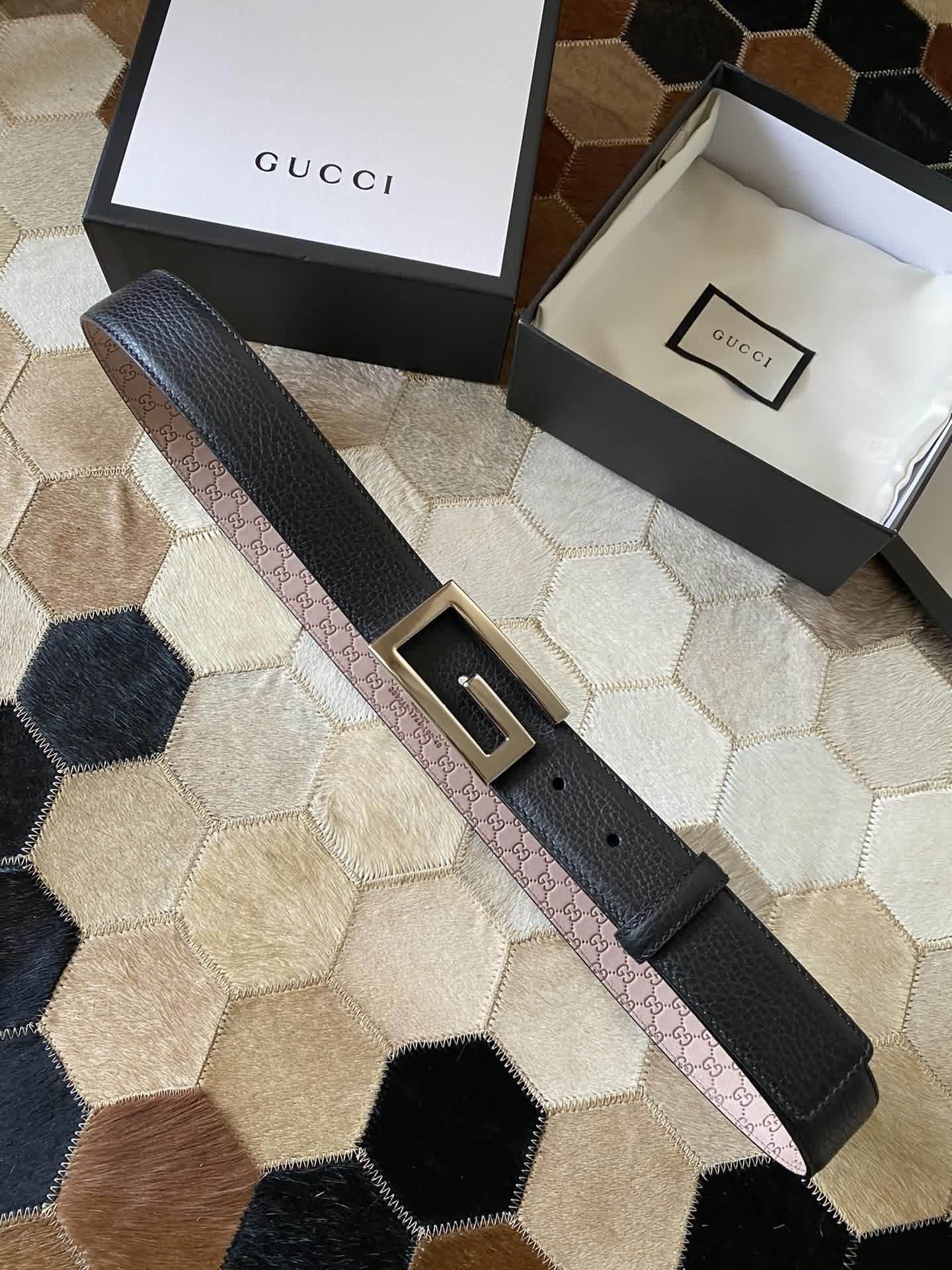 Gucci古馳新款3.5cm男女同款全皮黑色金扣/銀扣GG腰帶