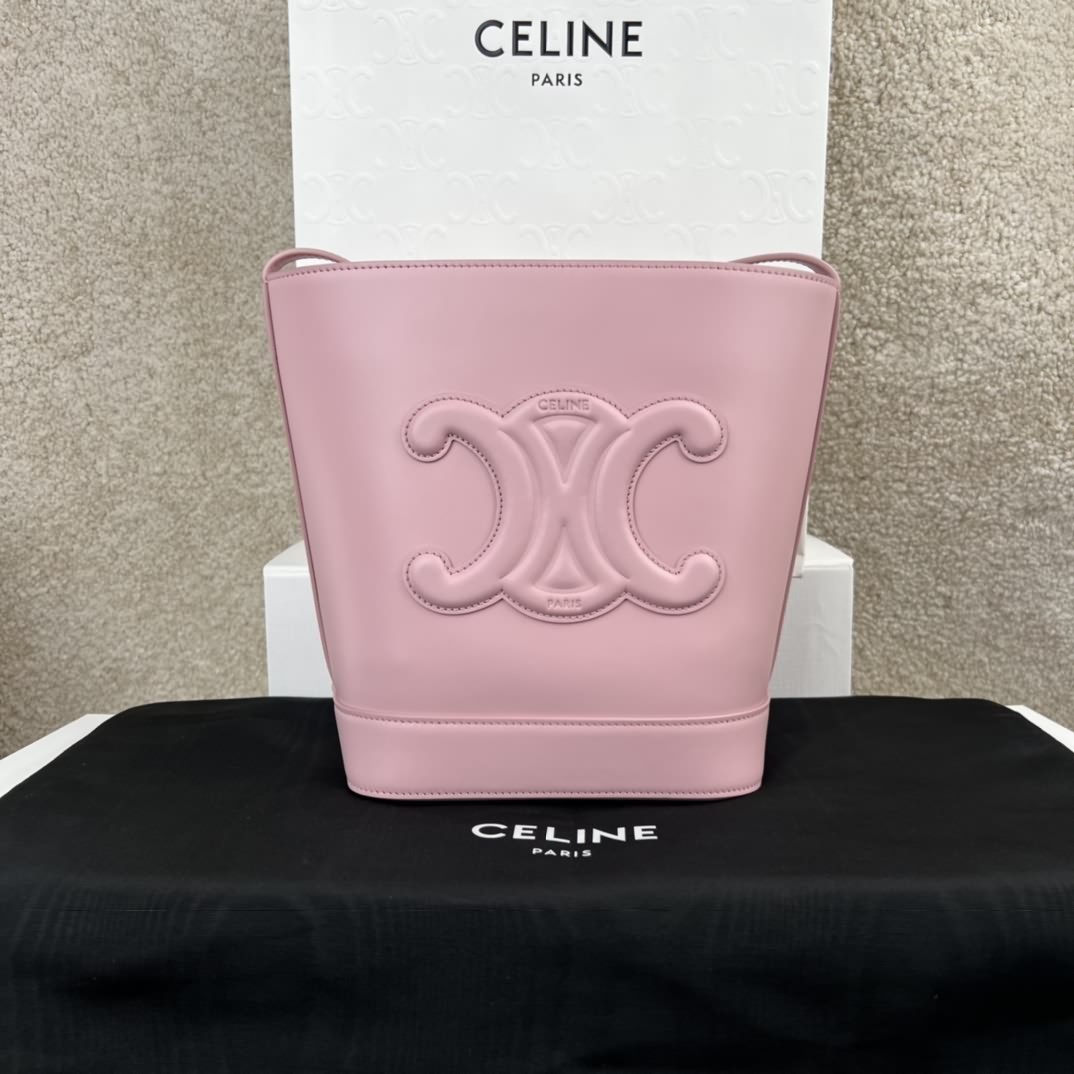 CUIR TRIOMPHE小號光滑牛皮水桶包