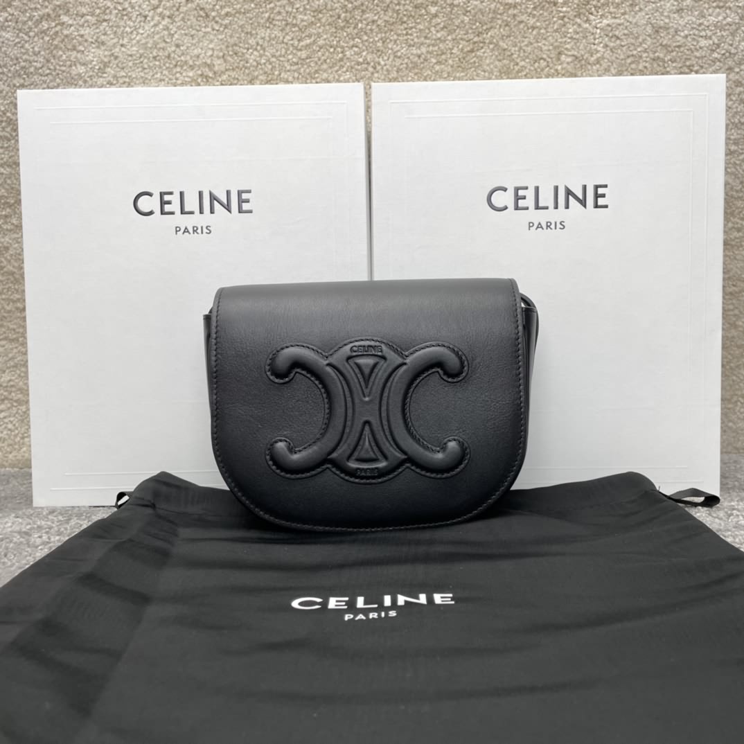 FOLCO CUIR TRIOMPHE 手袋