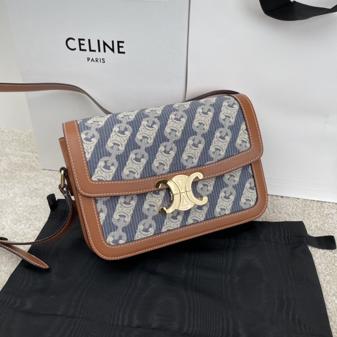 TRIOMPHE 中號CHANE TRIOMPHE提花和牛皮革手袋