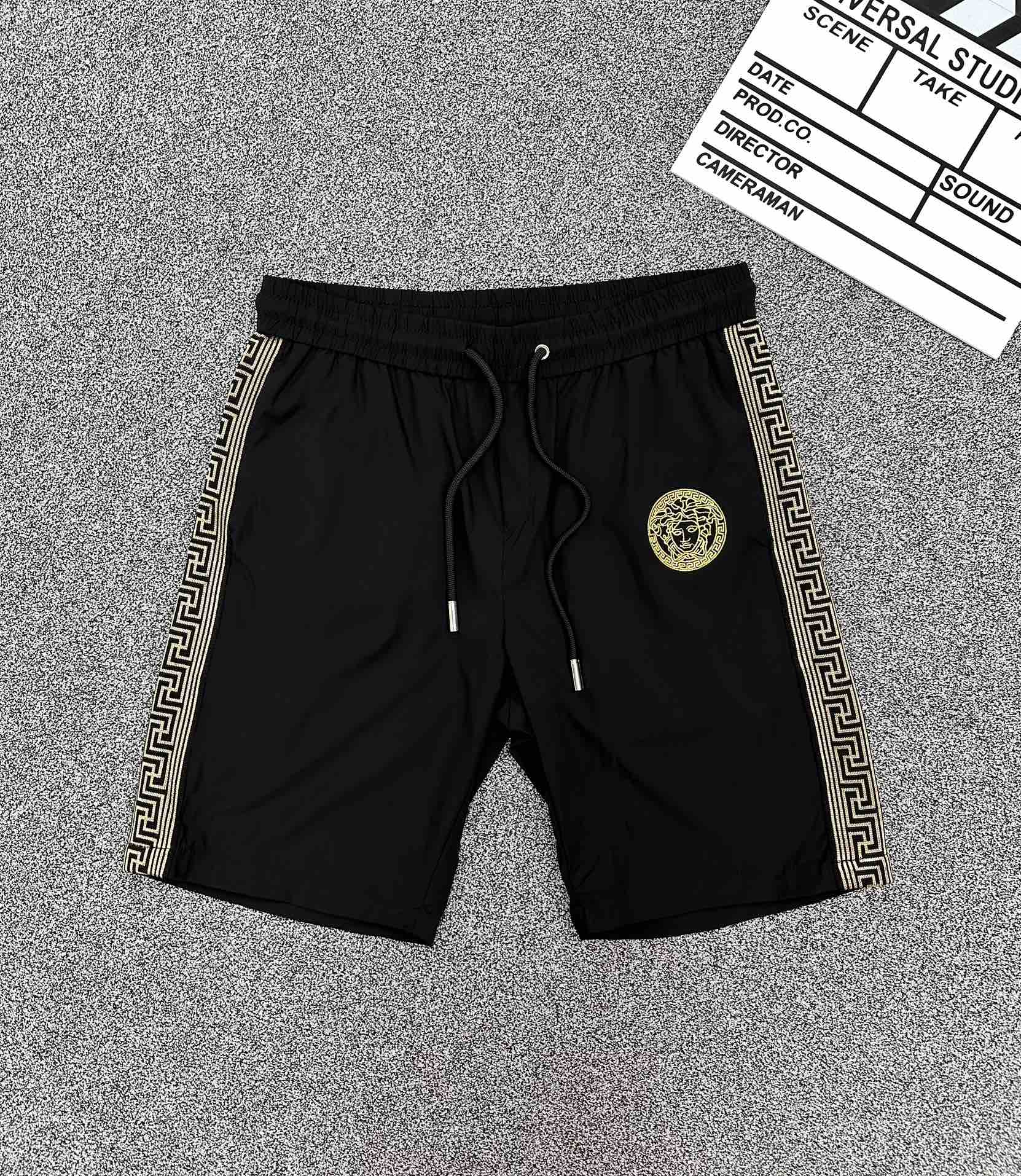 【Versac】範思哲：2023夏季新款男士休閒短褲